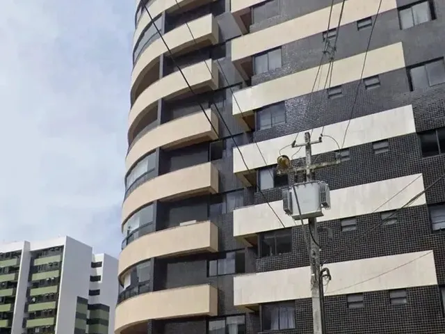 Imagem: 03 Suites Dependência - Ponta Verde