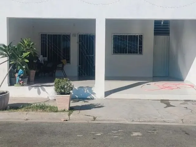 Imagem: Aluga-Se Uma Casa Grande Jardim Amendoeira