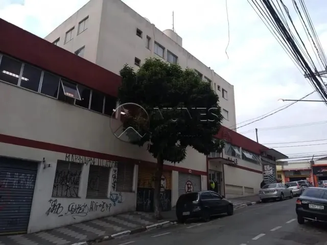 Imagem: Apartamento com 02 Quartos no Centro de