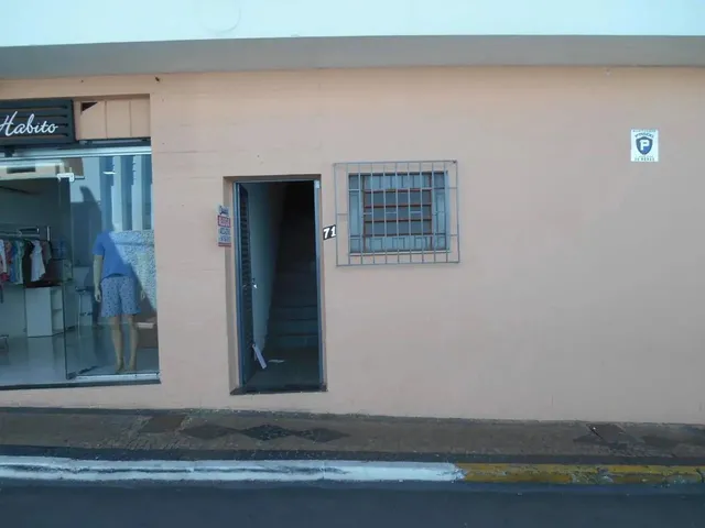 Imagem: Casa para Alugar 3 Dormitórios, 2 Salas