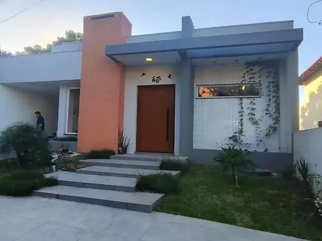 Imagem: Linda Casa no Condomínio Cantegril com
