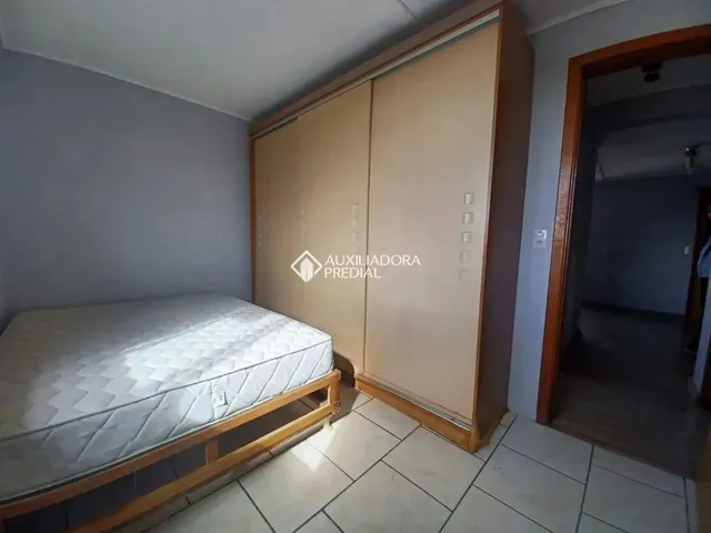 Imagem 15: Aluga Ótimo Apartamento com 02 Quartos, Semi Mobiliado. Bairro Igara