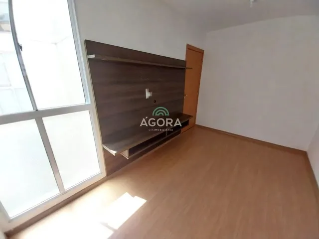 Imagem 2: Apartamento com 2 Dormitórios Semimobiliado