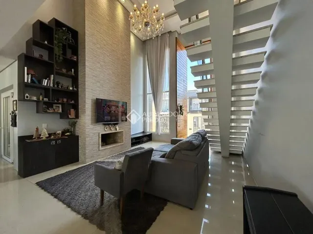 Imagem: Casa Moderna com 3 Suítes, 2 Escritórios