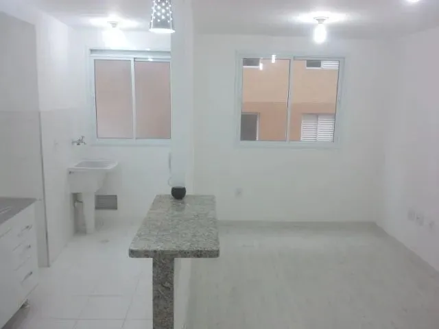 Imagem 1: Apartamento com 2 Quartos e 1 Vaga de Garagem - 45M² - Jd. Elizabete - Taboão da Serra