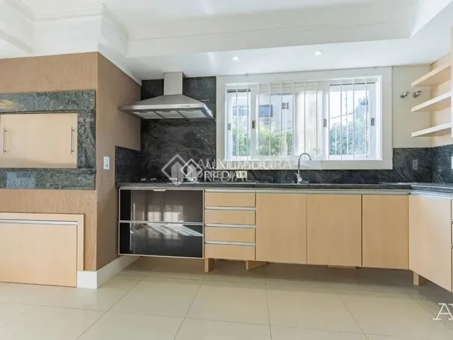 Imagem 12: Casa de Alto Padrão com 5 Dormitórios e 267M² Privativos no Bairro Marechal Rondon Em