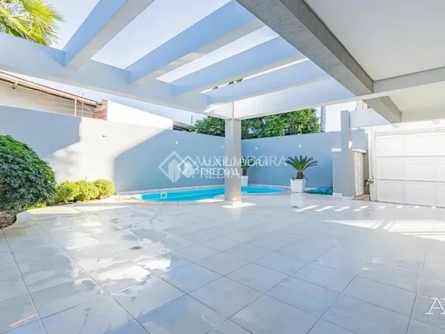 Imagem 7: Casa de Alto Padrão com 5 Dormitórios e 267M² Privativos no Bairro Marechal Rondon Em