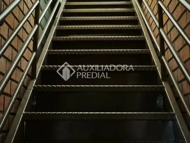 Imagem 9: Amplo Apartamento com 2 Quartos e Sacada em L