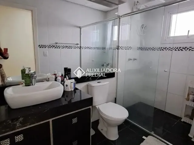 Imagem 10: Excelente Sobrado com 3 (Três) Suítes, Localizado