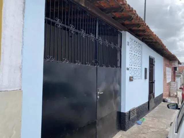 Imagem: Casa na Cohab Próx a Feira e Igreja Católica