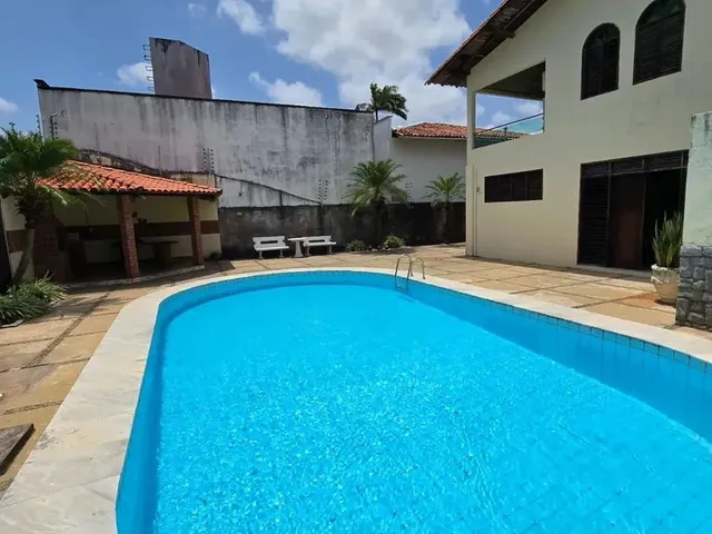 Imagem: Casa Duplex para Venda no Calhau
