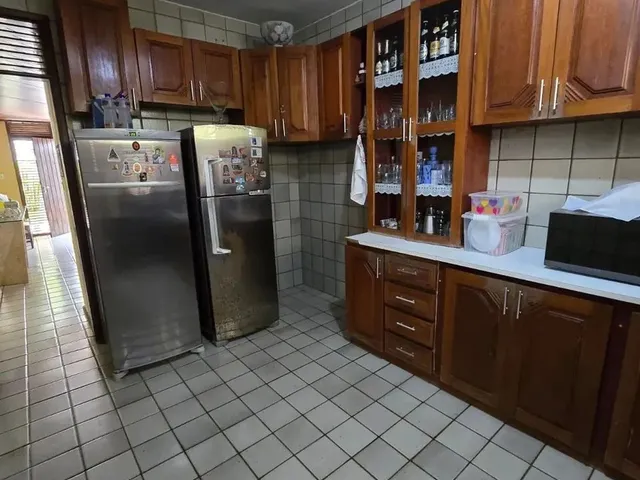 Imagem 3: Casa Duplex para Venda no Calhau