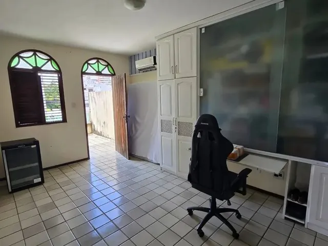 Imagem 4: Casa Duplex para Venda no Calhau
