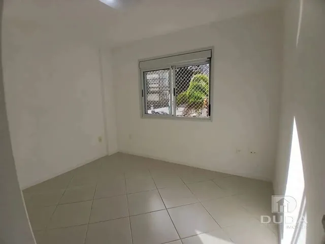 Imagem 8: Apartamento 3 Dormitórios - Agronômica