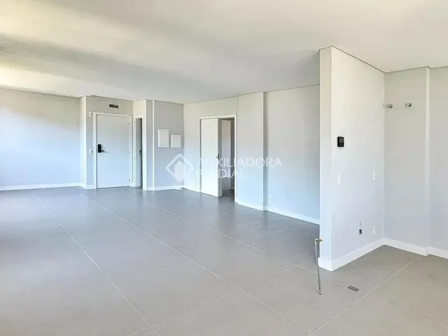 Imagem 11: Apartamento para Locação no Centro de Florianópolis, com 113 M² Privativos, 3 Suítes