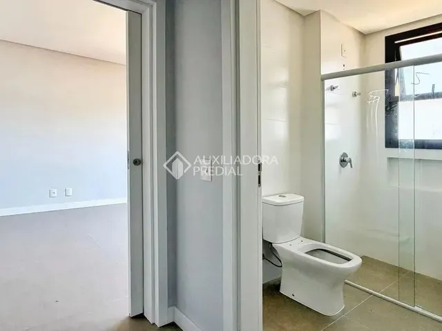 Imagem 13: Apartamento para Locação no Centro de Florianópolis, com 113 M² Privativos, 3 Suítes