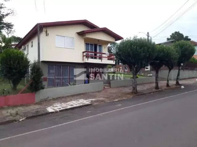 Imagem: Terreno Amplo com Duas Casas Bairro José
