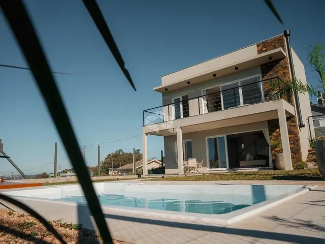 Imagem: Casa Mobiliada com 2 Suítes, Piscina com