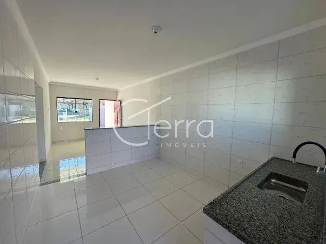 Imagem 3: Casa com 2 Dormitórios (01 Suíte) À Venda, por R$ 270.000,00 - Coqueiros, Iguaba
