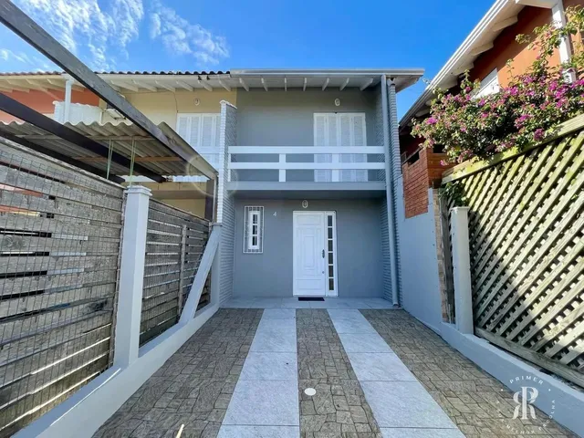 Imagem: Excelente Duplex com Sacada em Região de