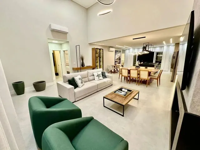 Imagem 13: Casa Térrea em Condomínio com 4 Suítes Mobiliada e Garagem no Terrasul em Capão Da