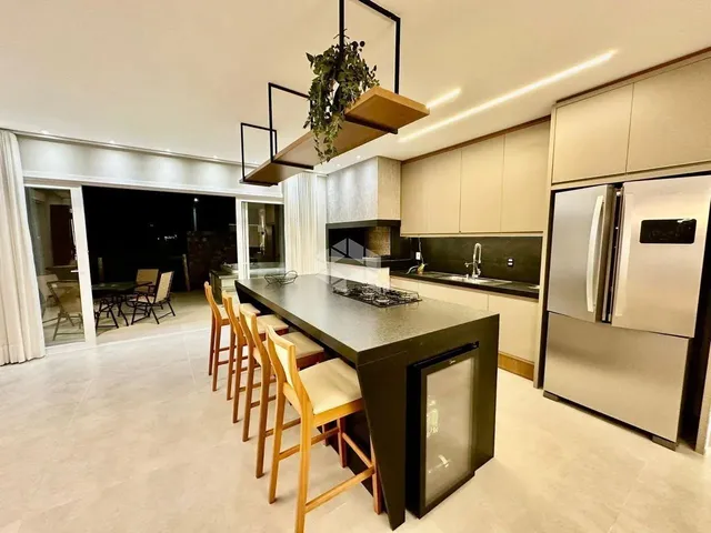 Imagem 15: Casa Térrea em Condomínio com 4 Suítes Mobiliada e Garagem no Terrasul em Capão Da