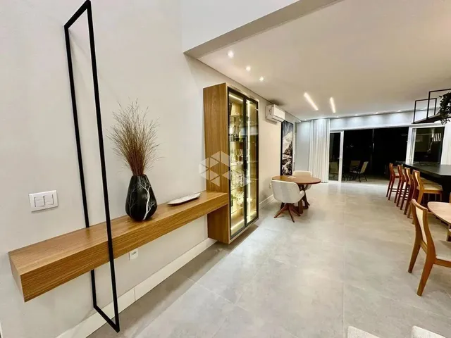 Imagem 16: Casa Térrea em Condomínio com 4 Suítes Mobiliada e Garagem no Terrasul em Capão Da