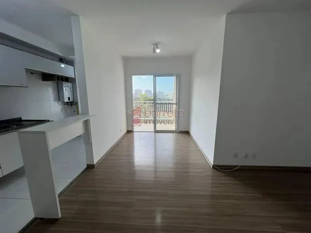 Imagem: O apartamento possui 2 Dormitórios, 1 Suíte, 1 Banheiro,