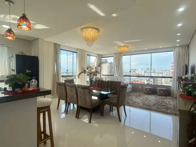 Imagem: Dois Apartamentos Unificados no Centro de