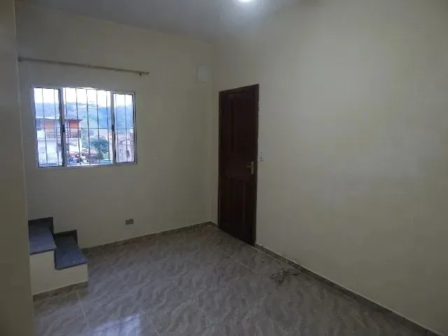Imagem 3: Casa com 1 Quarto, 85 M², À Venda por R$ 299.000- Jardim Lina - Cotia/Sp