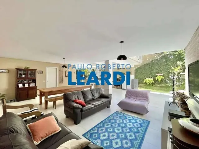 Imagem: Casa em Condomínio - Jardim do Golf I