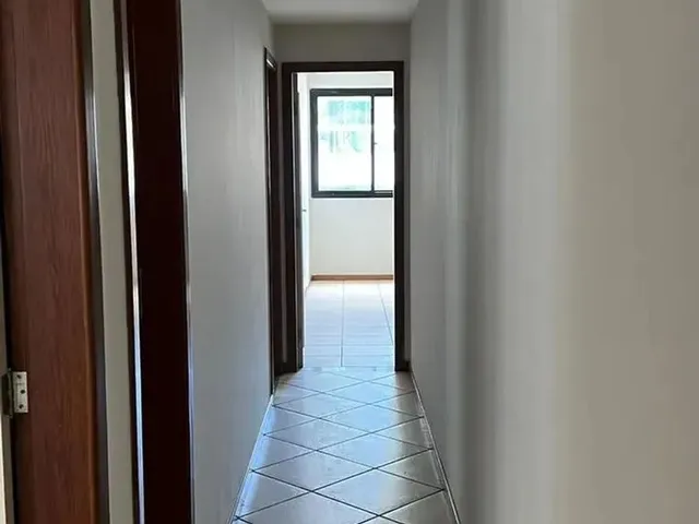 Imagem 7: Imóvel para Aluguel com 290 Metros Quadrados com 4 Quartos em Itapuã - Vila Velha - Es