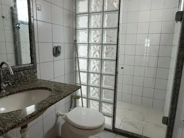 Imagem 10: Imóvel para Aluguel com 290 Metros Quadrados com 4 Quartos em Itapuã - Vila Velha - Es