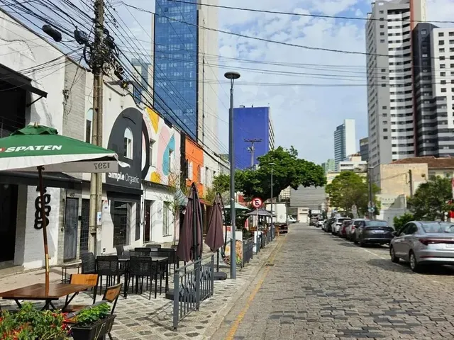 Imagem 5: Apartamento de 1 Quarto, 43,2M², no Edifício Aurora Mercês, Curitiba