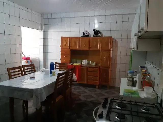 Imagem: Alugo Casa Universitário 1