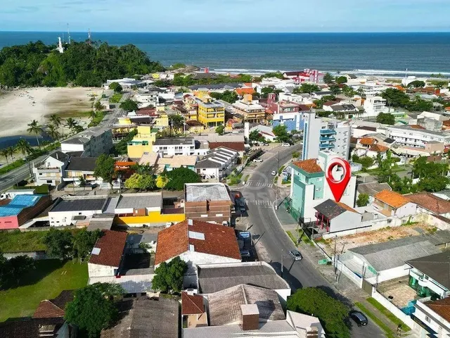Imagem 10: Sobrado com 4 Dormitórios para Alugar Diária - Centro - Guaratuba/Pr