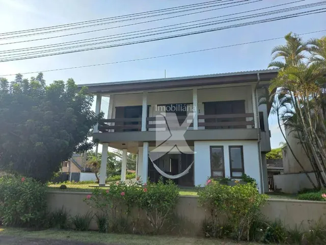Imagem: Casa Beira Mar com 4 Dorm. (Sendo Que 01