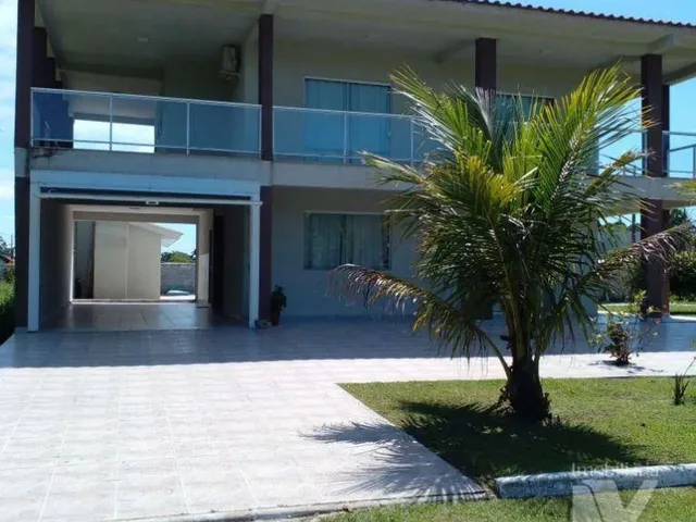 Imagem: Casa/ Sobrado com Piscina e 4 Dormitórios