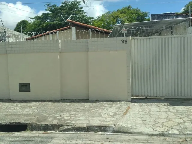 Imagem: Aluga-Se Casa no Cristo (Inocoop Próximo