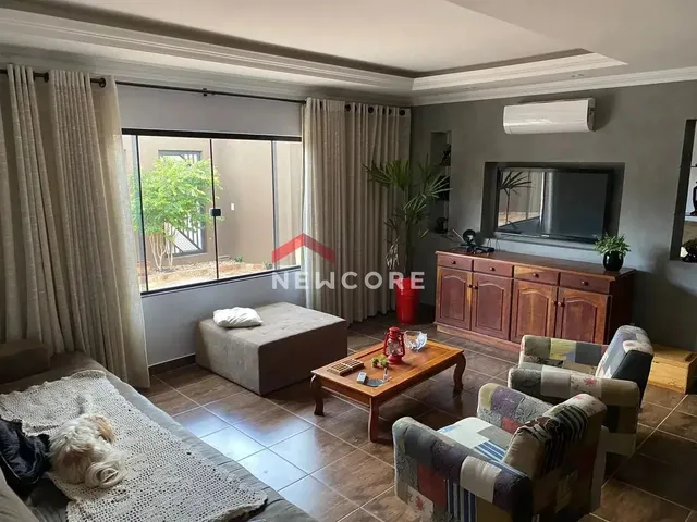 Imagem 9: Casa em Rua Samuel Faustino Romeiro Campoy - Coliseu - Londrina/Pr
