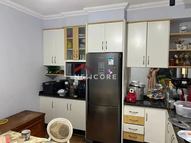 Imagem 5: Casa em Rua Samuel Faustino Romeiro Campoy - Coliseu - Londrina/Pr