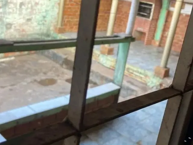 Imagem 8: Casa 5 Comodos Casa com 3 dormitórios