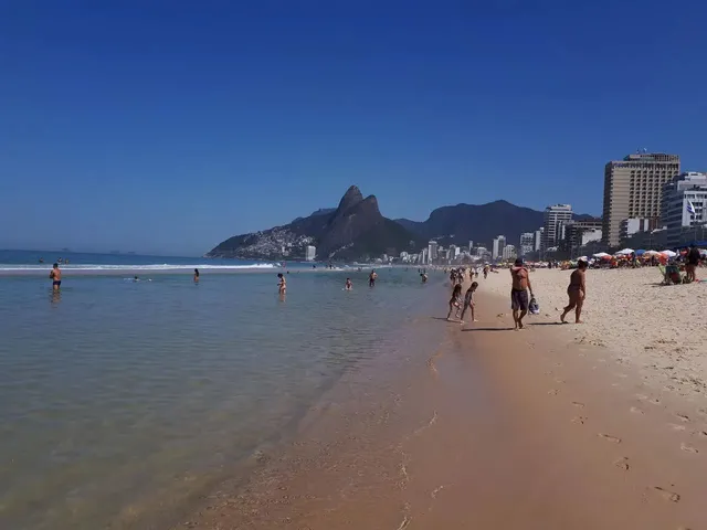 Imagem: Alugo Apto em Ipanema 3 Quadras da Praia