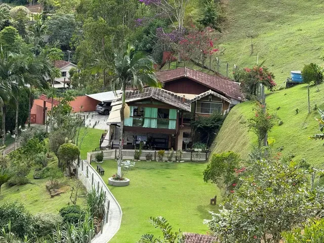 Imagem: Sítio com 4 Quartos À Venda, 40000 M²