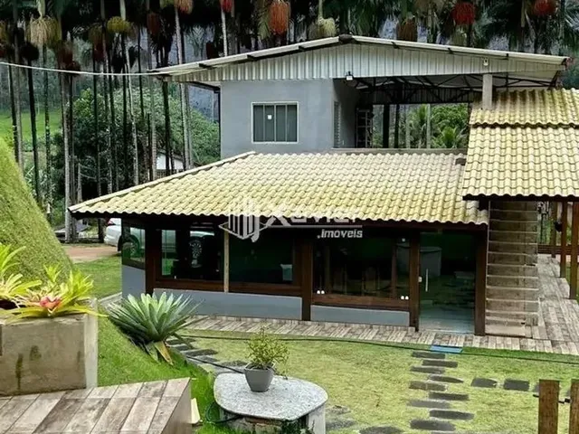 Imagem 14: Chácara com 4.650 M², Piscina, Deck e Lagoa À Venda em Vargem Alta - Ideal Para