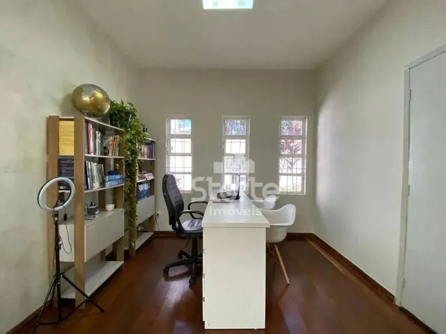 Imagem 5: Casa com 3 Dormitórios para Alugar, 228 M² por R$ 5.500,00/Mês - Tabajaras