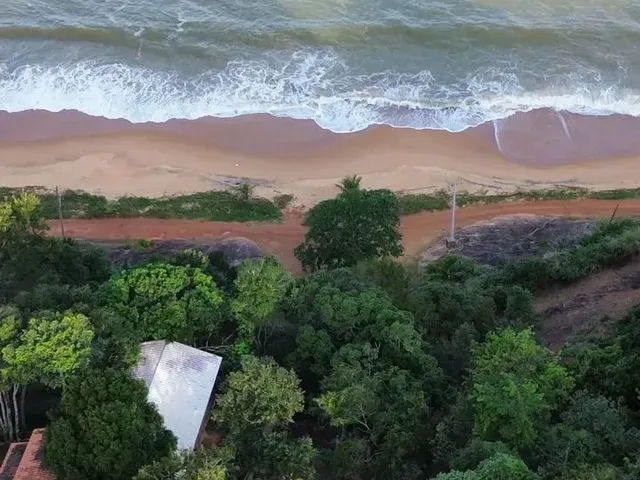 Imagem 6: Terreno Piúma - Vista Eterna para o Mar