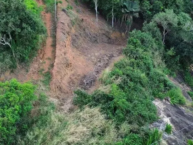 Imagem 3: Terreno Piúma - Vista Eterna para o Mar