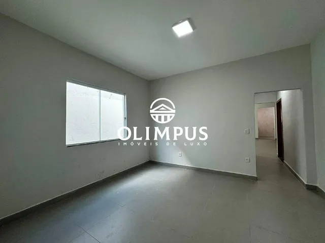 Imagem: Cód. 4727 - Excelente Casa Bem Localizada
