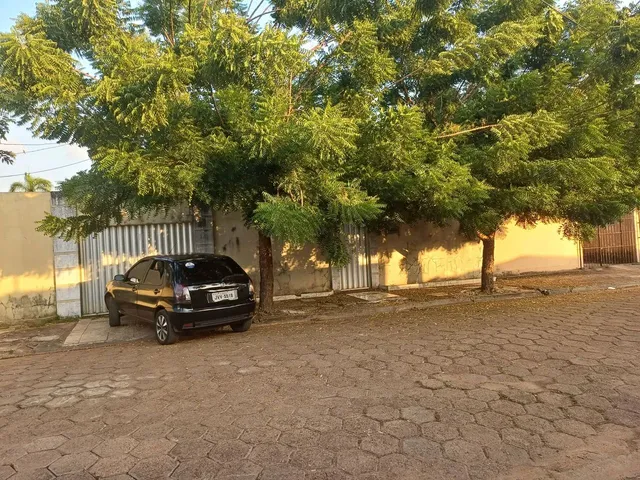 Imagem 2: Alugo Casa com 3 Quartos. Área de serviço, 180m² de Área, 2 Vagas...